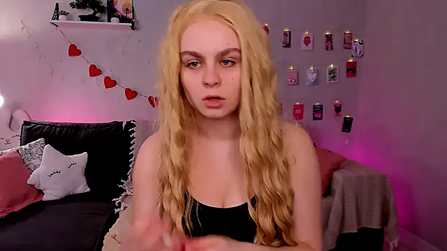 VivienAllen online show from 6, 3, 2026