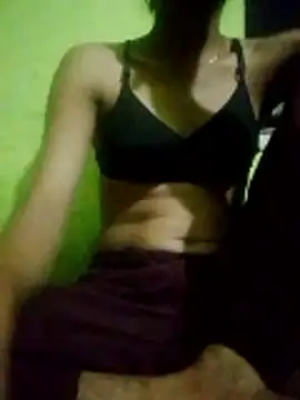 wifedesi7050 online show from 21, 5, 2026