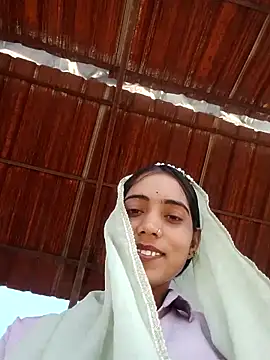 wifedesi7050 online show from 10, 3, 2026