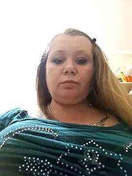 KiraStanton online show from 26, 3, 2026