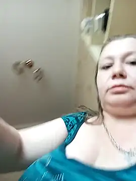 KiraStanton online show from 19, 3, 2026