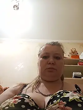 Snapshot of KiraStanton chatting on 15, 6, 2026 KiraStanton online show from 15, 6, 2026