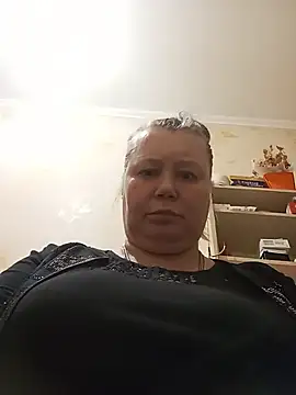 KiraStanton online show from 29, 5, 2026