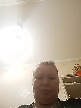 KiraStanton online show from 3, 6, 2026