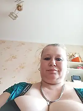 Snapshot of KiraStanton chatting on 6, 7, 2026 KiraStanton online show from 6, 7, 2026