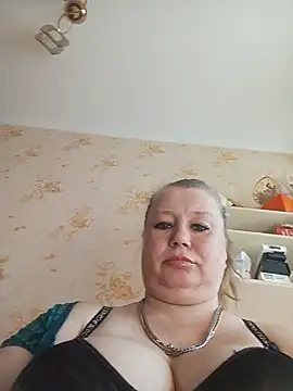 Snapshot of KiraStanton chatting on 18, 7, 2026 KiraStanton online show from 18, 7, 2026