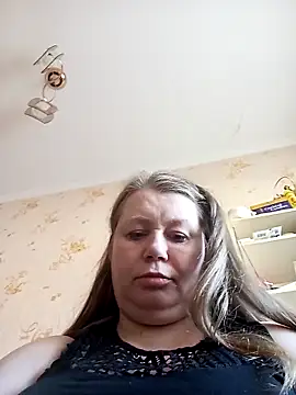 KiraStanton online show from 23, 3, 2026