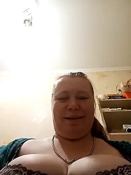 KiraStanton online show from 3, 5, 2026
