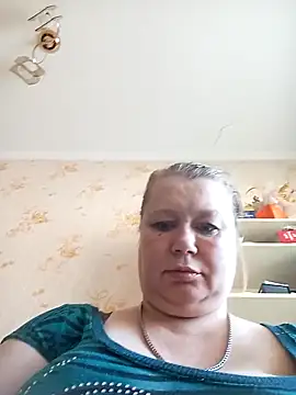 KiraStanton online show from 14, 4, 2026