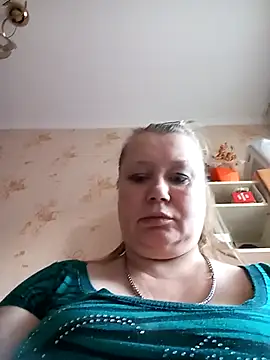 KiraStanton online show from 23, 4, 2026