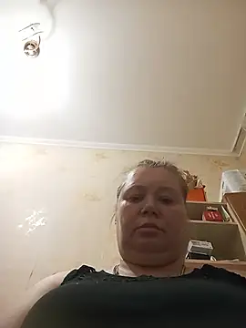 Snapshot of KiraStanton chatting on 10, 6, 2026 KiraStanton online show from 10, 6, 2026