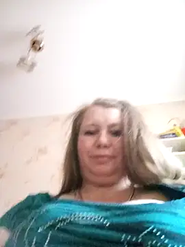 KiraStanton online show from 22, 3, 2026