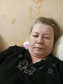 KiraStanton online show from 2, 3, 2026