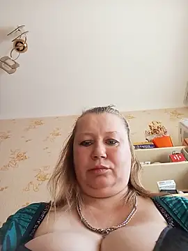 KiraStanton online show from 31, 5, 2026