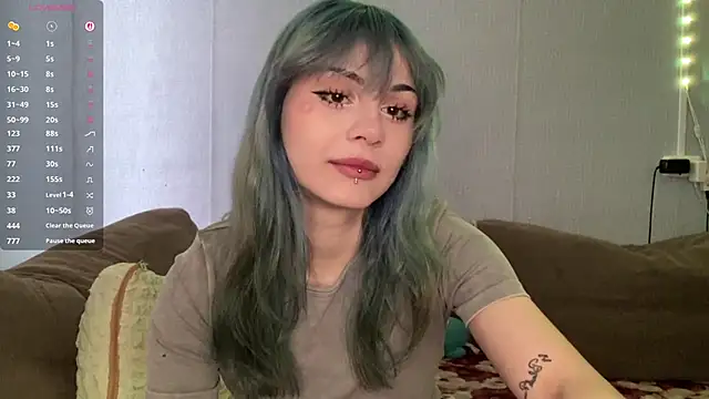 Snapshot of Emmibrilson chatting on 23, 4, 2026 Emmibrilson online show from 23, 4, 2026