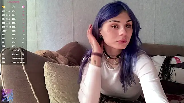 Snapshot of Emmibrilson chatting on 6, 6, 2026 Emmibrilson online show from 6, 6, 2026