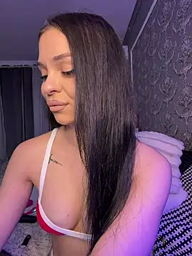 Snapshot of Olivia_Noor chatting on 11, 7, 2026 Olivia Noor online show from 11, 7, 2026