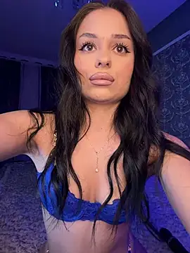 Olivia Noor online show from 19, 5, 2026
