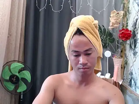 Conmasterxxx online show from 3, 5, 2026