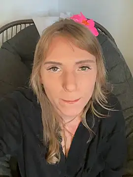 TiffyRose online show from 25, 2, 2026