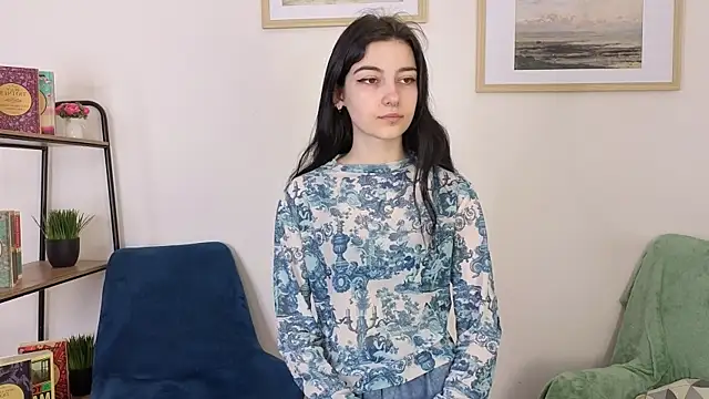 Lilian Merf online show from 5, 4, 2026