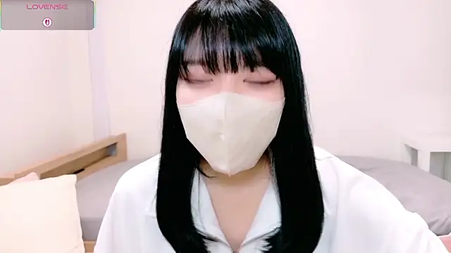 natsuka-chan online show from 5, 4, 2026