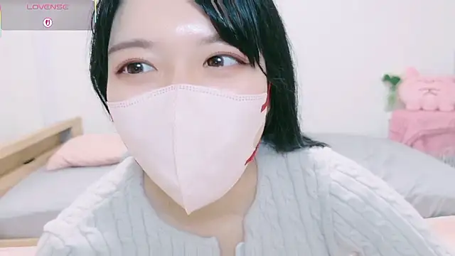 natsuka-chan online show from 14, 4, 2026