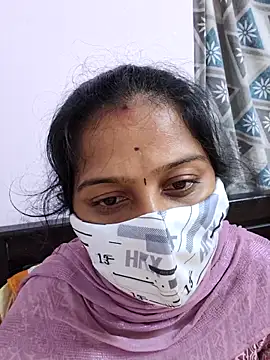 Shaliniqueen online show from 12, 6, 2026