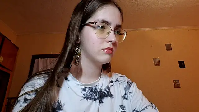 Katelemon online show from 9, 3, 2026