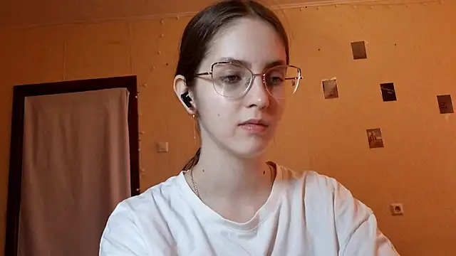 Katelemon online show from 18, 5, 2026