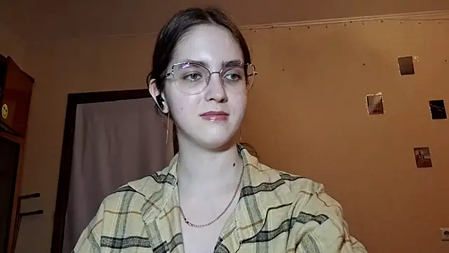 Katelemon online show from 17, 4, 2026