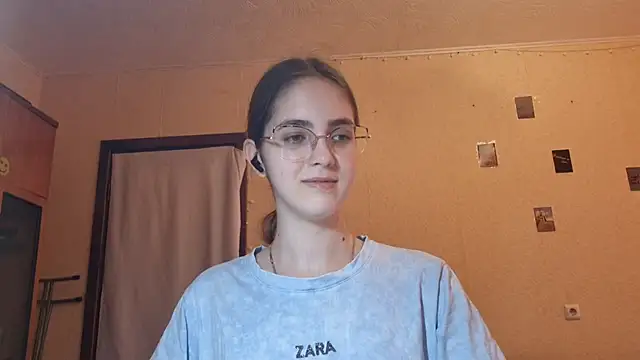 Snapshot of Katelemon chatting on 3, 7, 2026 Katelemon online show from 3, 7, 2026
