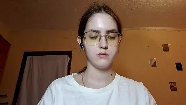 Katelemon online show from 1, 4, 2026