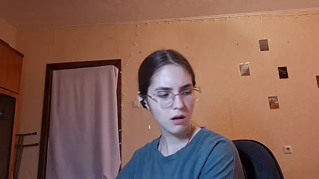 Snapshot of Katelemon chatting on 12, 6, 2026 Katelemon online show from 12, 6, 2026
