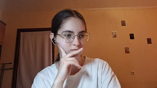Snapshot of Katelemon chatting on 2, 7, 2026 Katelemon online show from 2, 7, 2026