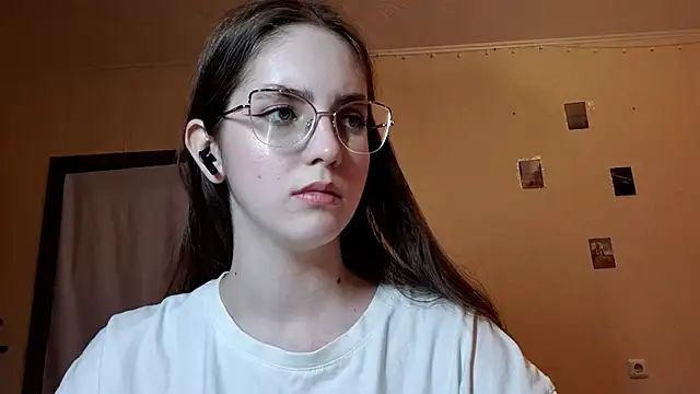 Katelemon online show from 4, 5, 2026