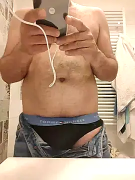 Snapshot of Mirco1981 chatting on 9, 5, 2026 Mirco1981 online show from 9, 5, 2026