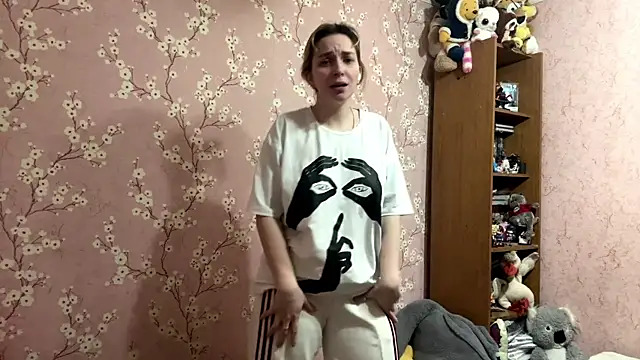 LiraDreamX online show from 25, 4, 2026