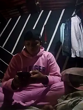 zeus23cm1 online show from 24, 2, 2026