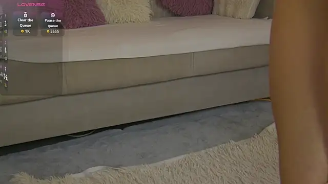 SabrineDivine online show from 20, 4, 2026