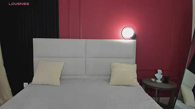 SofiaFabulous online show from 23, 4, 2026