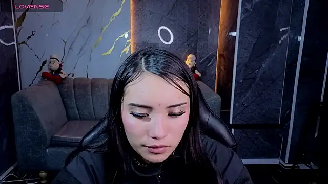 Daphne nicole b online show from 16, 4, 2026