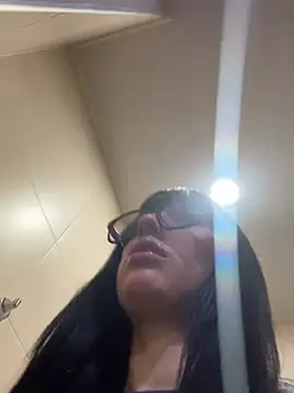 Snapshot of susi_chimm chatting on 20, 5, 2026 susi chimm online show from 20, 5, 2026