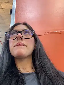 susi chimm online show from 15, 4, 2026