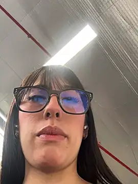 Snapshot of susi_chimm chatting on 19, 5, 2026 susi chimm online show from 19, 5, 2026