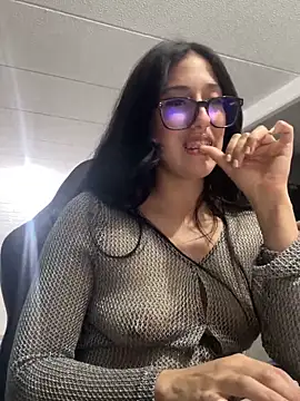Snapshot of susi_chimm chatting on 24, 4, 2026 susi chimm online show from 24, 4, 2026