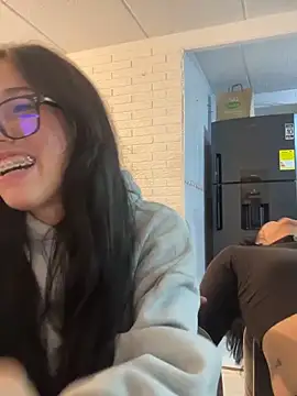 susi chimm online show from 15, 4, 2026