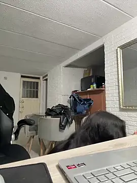 susi chimm online show from 22, 4, 2026