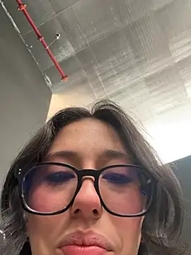 Snapshot of susi_chimm chatting on 28, 4, 2026 susi chimm online show from 28, 4, 2026