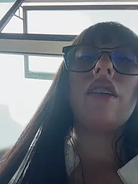 Snapshot of susi_chimm chatting on 26, 5, 2026 susi chimm online show from 26, 5, 2026